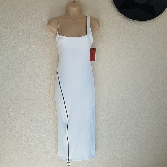 ALIX NYC Grimes Dress - Picture 4 of 13